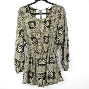 Illa Illa Long Sleeve Open Back Tie Romper Size M